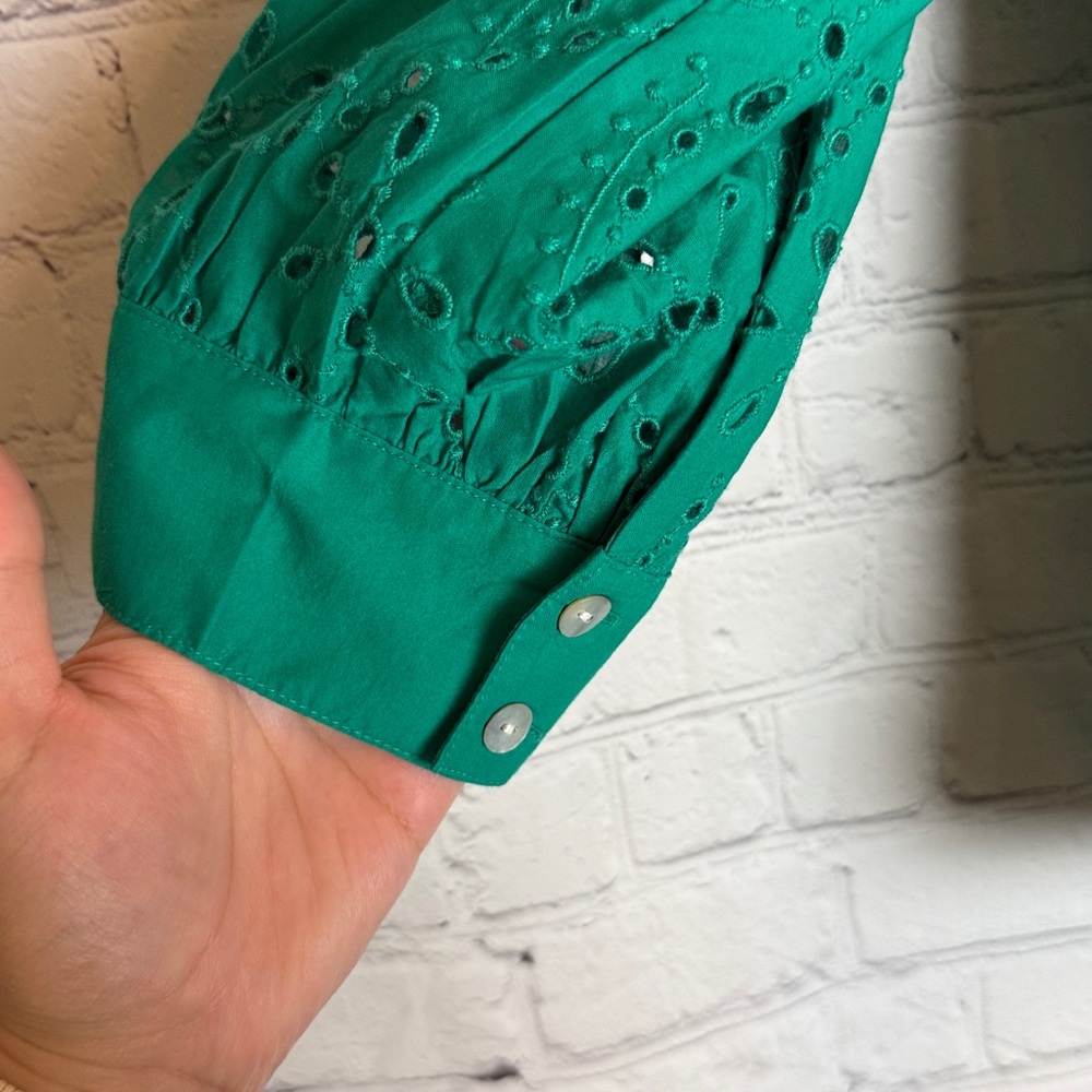 J. Jill Eyelet Button-Front Top XL Green - Picture 4 of 13